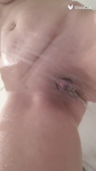 Nass in Der Badewanne