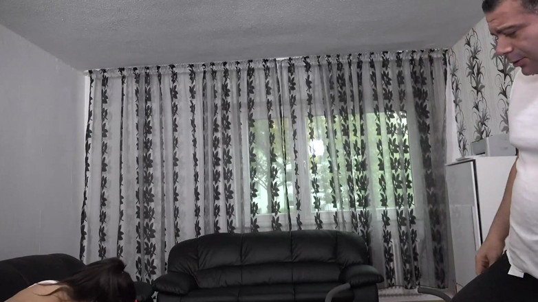 Swinger Friends Germany: Будь ласка, допоможіть мені, мій орендодавець попередив мене
