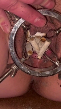 Pussy ashtray with gape, smoke, ride