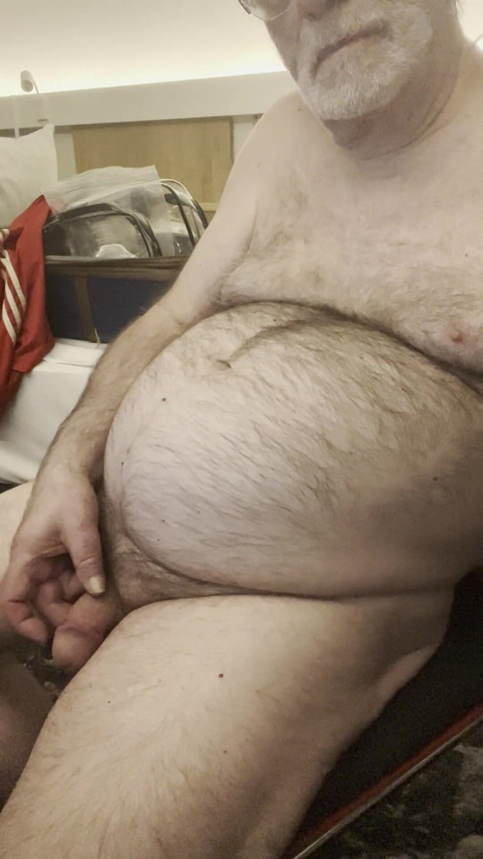 Coach Karl dude lodge: Sehari setelah tahun baru membelai dan mengobrol pt a