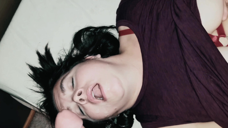 SexyNEBBW: Fode seu vibrador e chupa seu pau em uma gozada