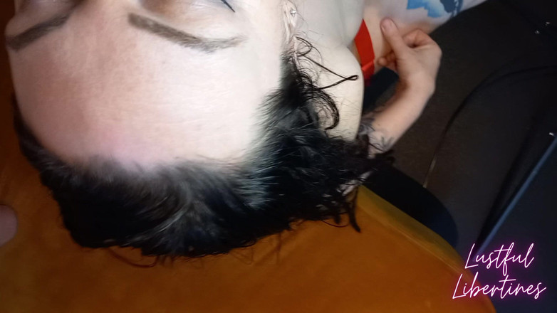 Lustful Libertines: Tolong Jangan Kick Me Out dari Hotel - Main Peranan Pengurus...