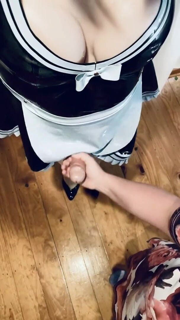 Mistress April: Sinthia maid crossdresser