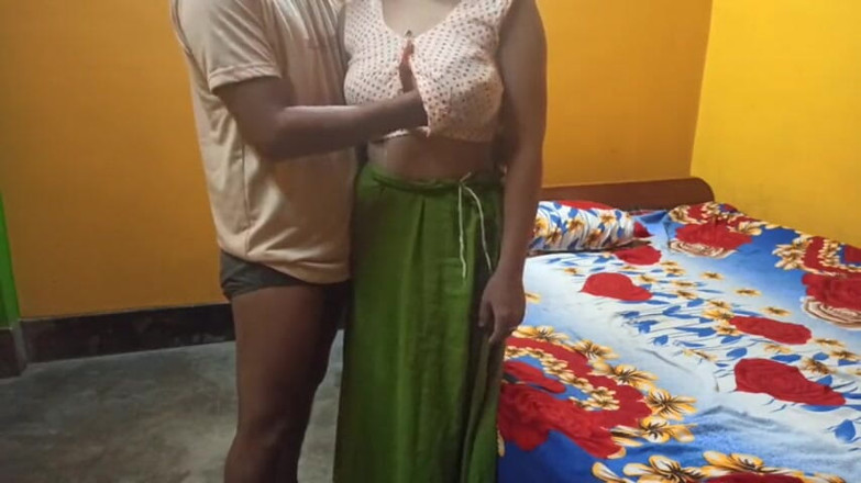 Namita: Desi Indian Big Ass Bhabhi Hard and Rough Sex in...