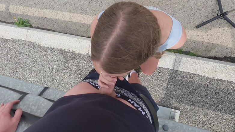 JonDickFlash: Pris en train de baiser sur l’autoroute, pipe et sexe