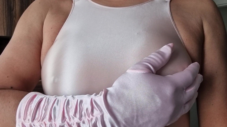 Only bras: Badeanzug möpse