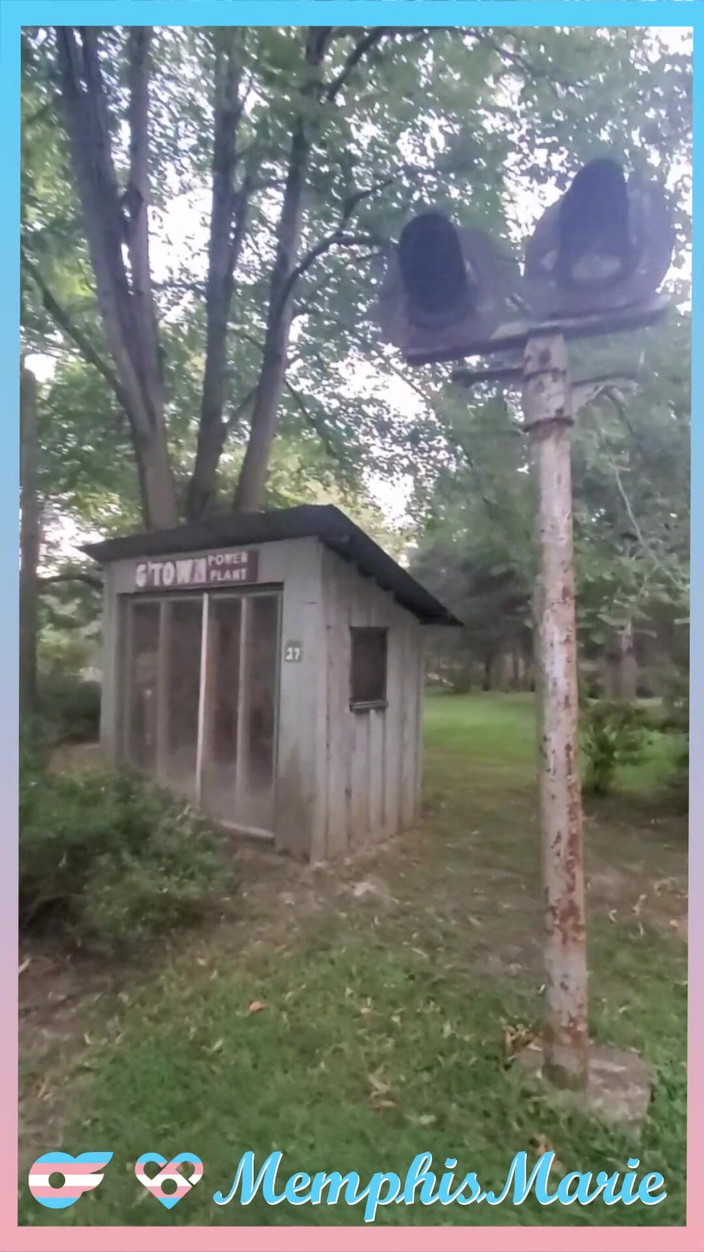 DaddyandLexa: Shemale đút sâu vào họng và chảy tràn tinh dịch ở ngoài...