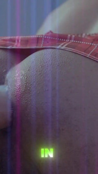 Sexmaskin Stor Dildo och Radiostyrd Latina Sissy Femboy
