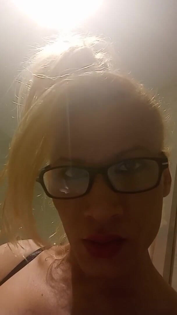 Laratransexualbarcel: Lara if Playing Very Hot