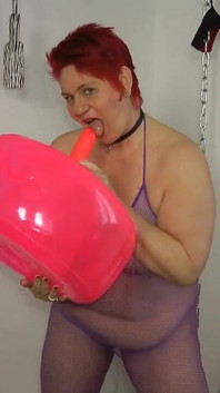 Annadevot - Short Ride on Dildo Pillow Video