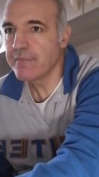 Meu pau duro como o único protagonista