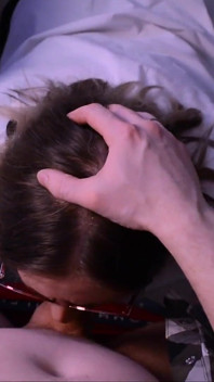 Sexy sekretářka má ústa