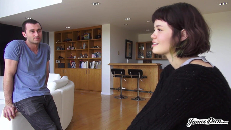 James Deen: Yhivi viene spruzzata in bocca da James Deen