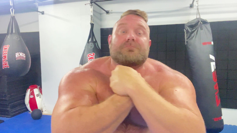 Jack stacked: Mengukur Ototku di Gym