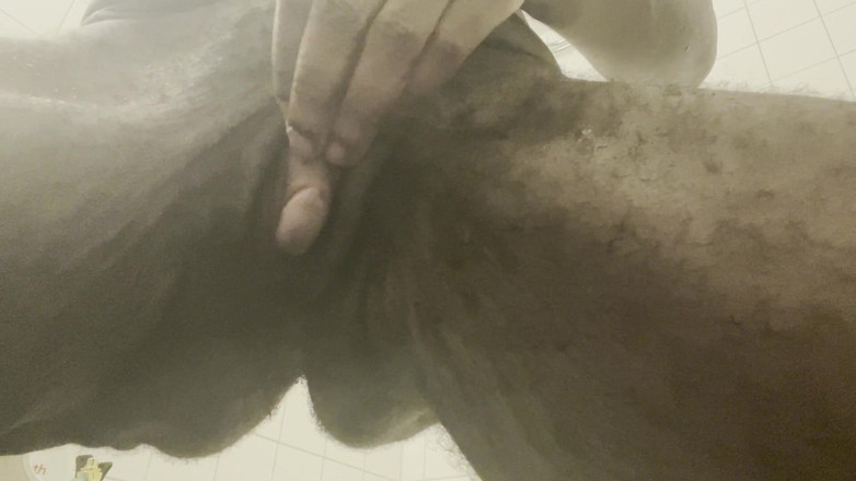 Ebony Amputee: Open Pussy Lips