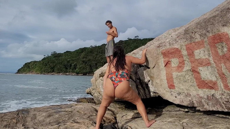 Paty Bumbum: Big Macky เจาะหีฉันจนพังด้วยควยยักษ์ 13 นิ้ว
