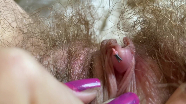 Cuteblonde666: Stor klitoris jätte med modell tåg människor extrem närbild