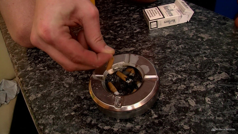 Boys Smoking: Jerry &amp; timmy smoke lutschen