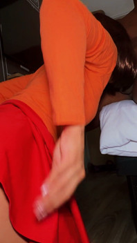 Jinkies! Velma și-a pierdut ochelarii și a găsit ceva mai mare - Costum de amator latino