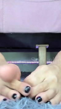 Feet fetish show testing textures soft woolly
