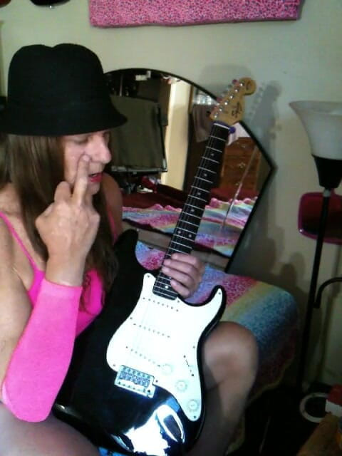 Lizzy Yum vintage and behind the scenes interviews: リジー・ヤム・ヴィンテージと舞台裏 32