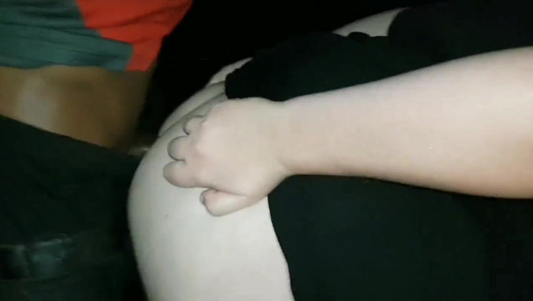 Real homemade BBW BBC porn: Толстушка и большой черный член раком на улице