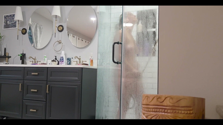 ScarlettRavenXO: MILF Gets Railed