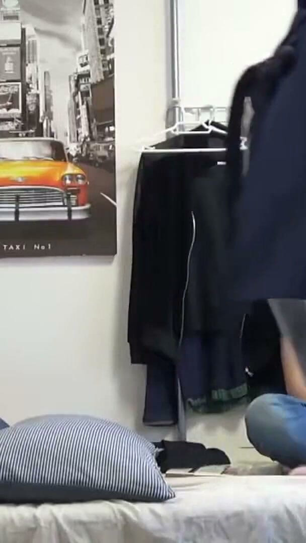 J-Cams: Affitto donna matura, età 50 - il lato segreto che suo marito...
