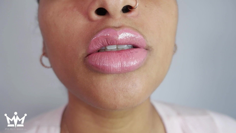 Mya Mula Goddess: Awak Adakah My Gummy Bear