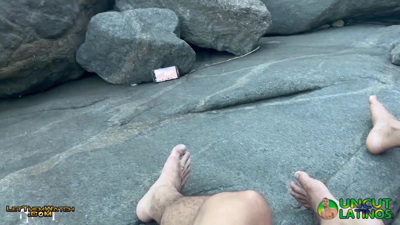 Uncut Latinos: 3 Hungrige Latinos Ficken Ohne Gummi, Öffentlicher Strand, Anal, Yuri Diaz