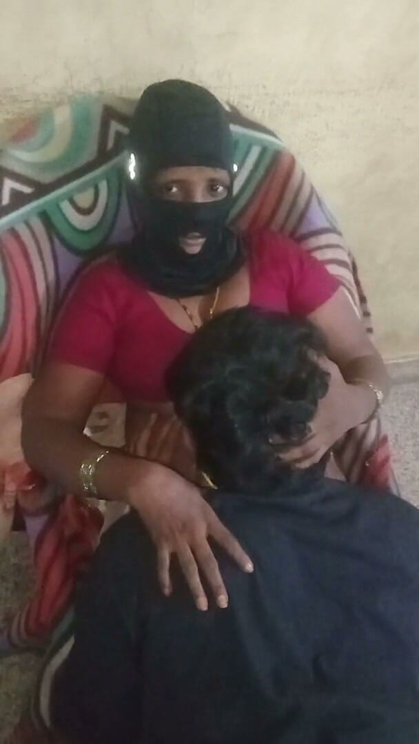 Video creta: Tamil Mamma Och Styvson