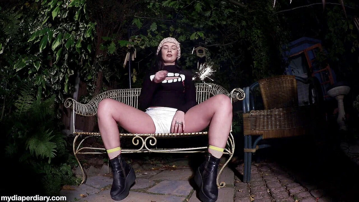 Celebrating Bonfire Night 2016 ft. Faye Taylor: Fetish, Outdoor, High Heels, Brunette Porn | Faphouse