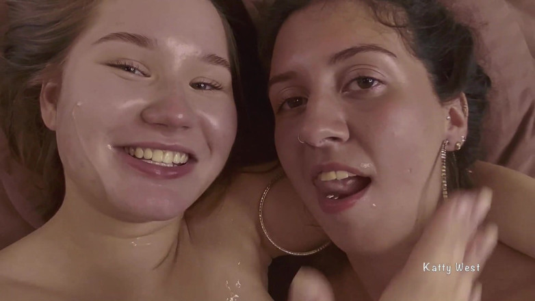 Katty West: Gangbang seks di rumah dengan dua awek cantik dan batang...