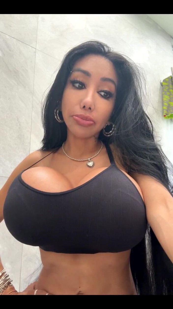 Anakaliyah:  Brechen nachrichten 