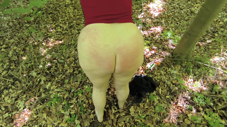 Bouncy Tits Action: Spanking Her Naked Ass in the Woods