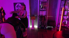 Domina Dark: Malou summer besucht domina dark