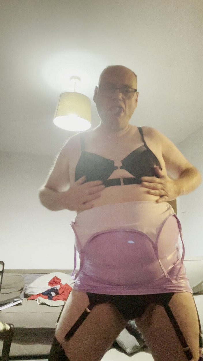 Ancient456: Tongue Gay