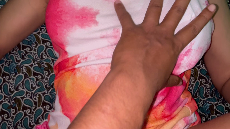 DesiSexCreator: Ho scopato la moglie del mio fratellastro ed è così bollente...