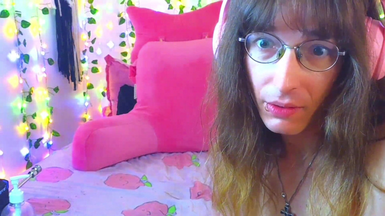 Bella Roar: かわいいプリンセスは私の中にあなたのミルクを必要としています