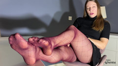 Miss Adrastea: Нюхай, сосать, брызгать и лизать чисто!