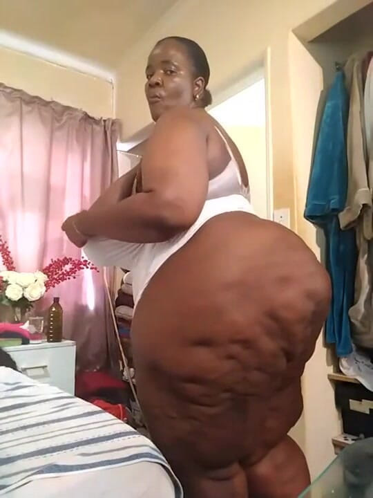 Legendary Booty Overdose: Black SSBBW Clapping Booty &amp; Boobs Play