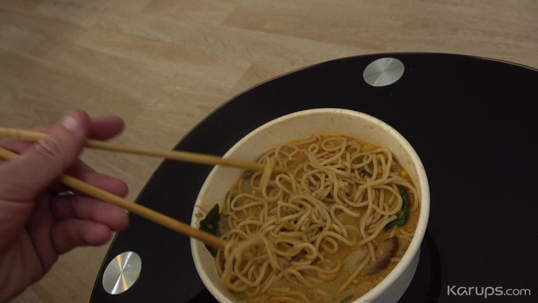 Karups POV: Ramen haar zwarte