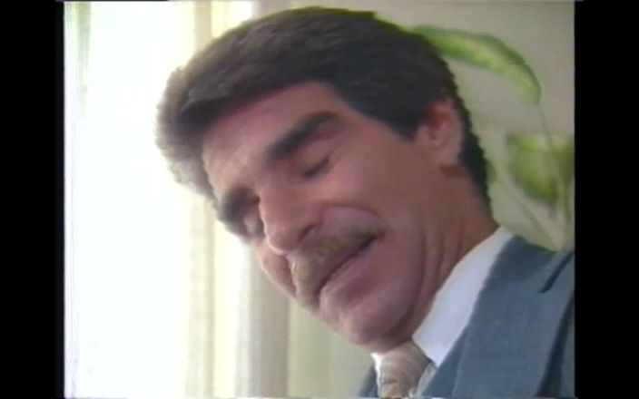 Vintage Usa: Piękna seksowna MILF z Perfect Body Fucked i wytryski na...