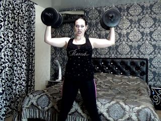 Goddess Misha Goldy: Son ağırlık kaldırma mücadelemi dövüyorum! Egzersiz başına 50&#039;den fazla kez