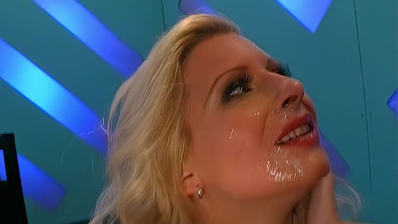 MILF and Big Wet Tits XXX: Anal to Mouth Cum Swapping Babes in Gangbang Ggg John...