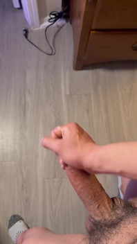 Sacudiendo mi polla gruesa