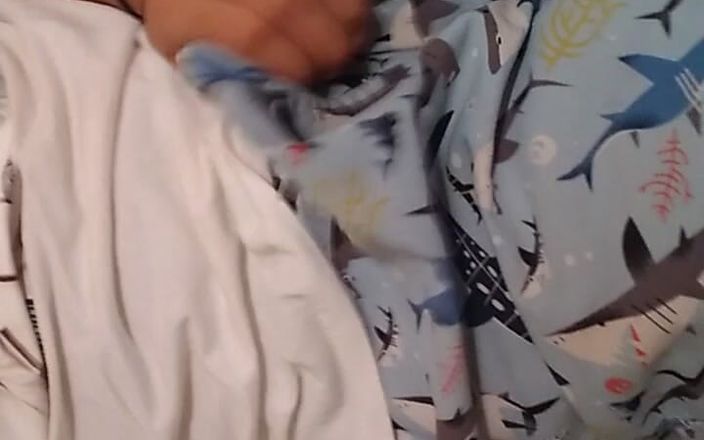 AlexAlejandro13: Kendime dokunarak çok güçlü geldim