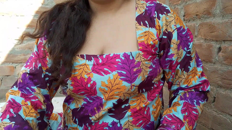 QueenbeautyQB: Můj indický manžel mě šuká venku ve dne - sex desi manželky...