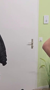 Un installateur hétéroso-ouvrier convaincu de se faire sucer