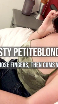 Cute Busty Petiteblondey Ripped Pantyhose & Cum.!